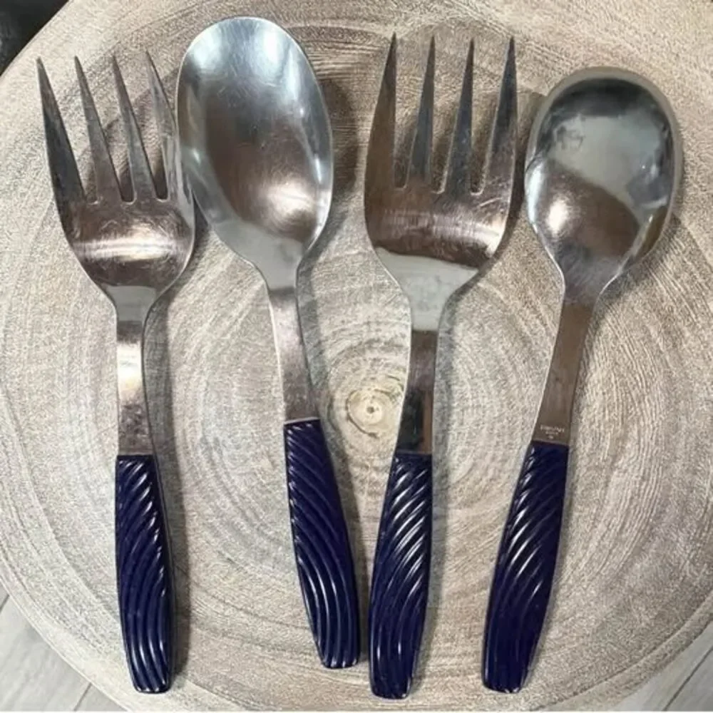 Yamazaki 4-Piece Stainless Steel Flatware Set with Blue Handles